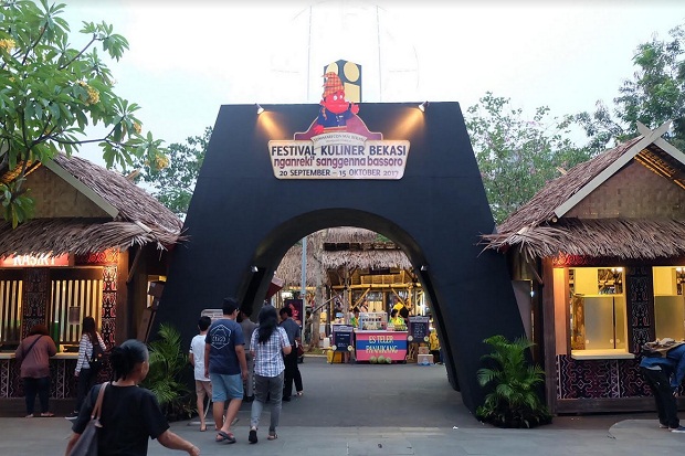 Festival Kuliner Bekasi Suguhkan Kuliner Khas Makassar