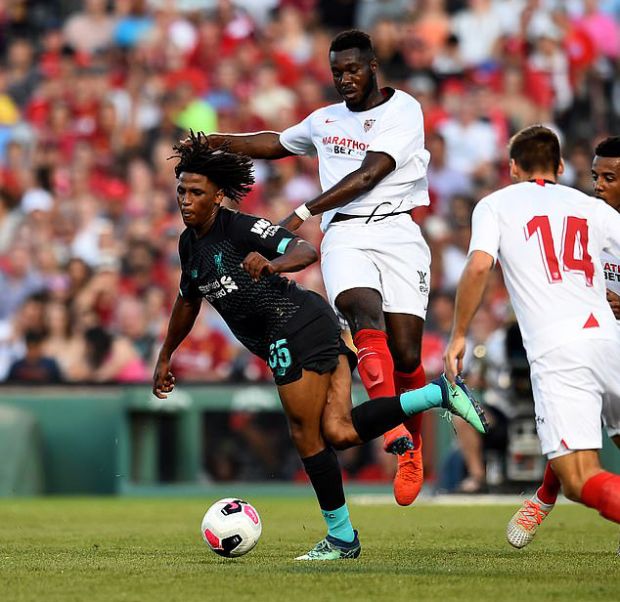 Tekel Horor ke Pemain Muda Liverpool, Bek Sevilla Minta Maaf