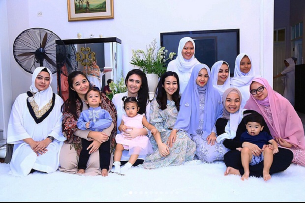 Jelang Nikah, Laudya Cynthia Bella Menangis