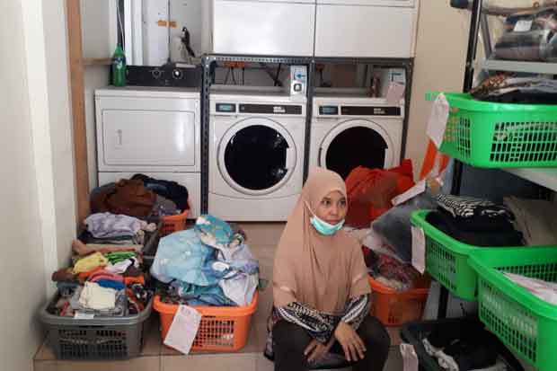 Listrik Belum Normal, Laundry Kiloan di Jakarta Timur Merugi