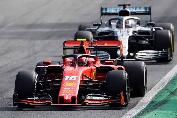 Asapi Duo Mercedes, Leclerc Bawa Ferarri Juara Pertama di Italia Sejak 2010