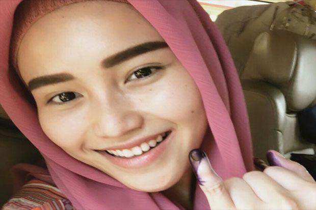 Nicolas Saputra Unggah Selfie Pertama, Ini Gaya Artis Nyoblos
