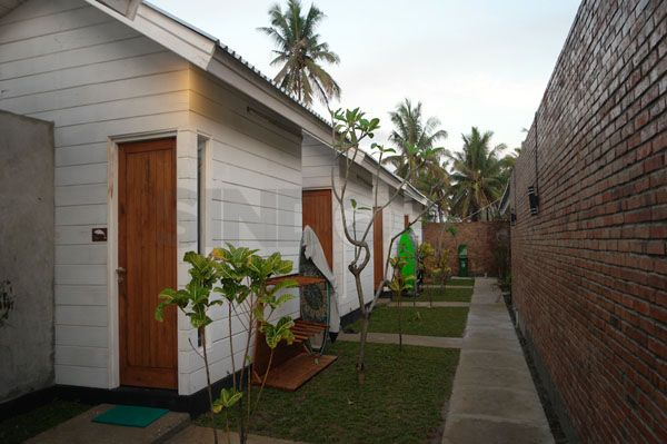 Cabana Surf and Stay, Surf Camp Termewah di Krui