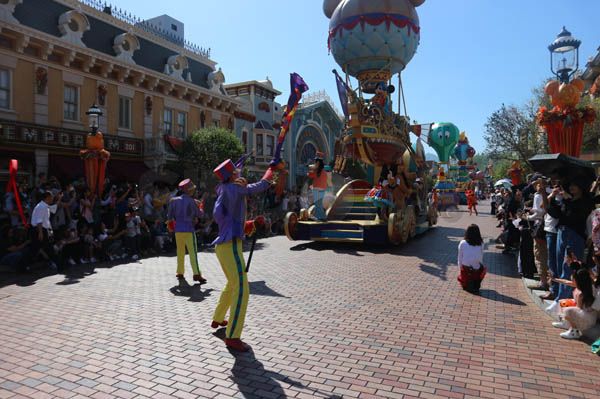 Wahana Baru dan Paling Menarik di Disneyland Hong Kong