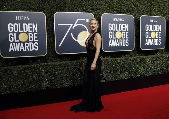 5 Selebritas Berbusana Terburuk di Golden Globe Awards 2018