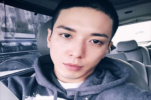 15 Selebritas KPop yang Akan Selesai Wamil Tahun Ini
