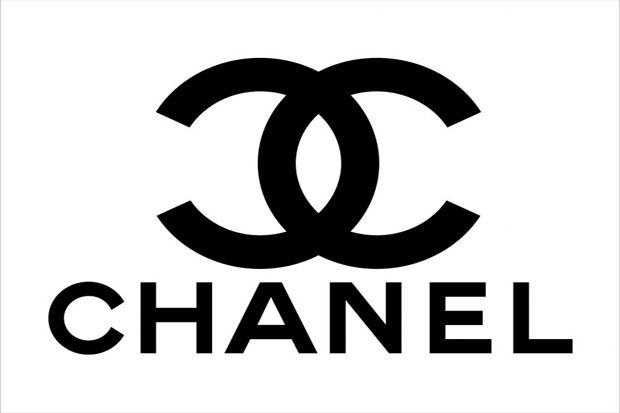 7 Brand Fashion yang Selalu Dipakai Para K-Pop Idol