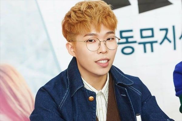 15 Selebritas KPop yang Akan Selesai Wamil Tahun Ini