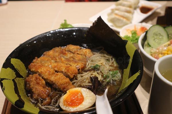 Lezatnya Ramen Berkuah Creamy di Menya Musashi Bukotsu