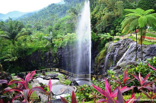 10 Lokasi di Pantai Selatan Jawa yang Bisa Disinggahi Saat Mudik