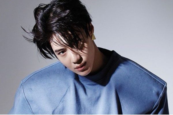 18 Selebritas K-Pop yang Punya Kebiasaan Super Aneh
