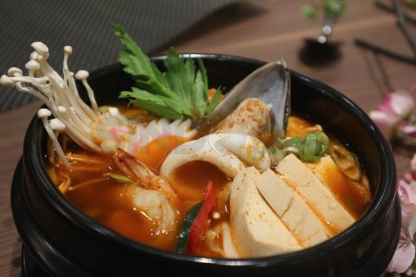 Seribu Rasa dan Maison Tatsuya Hadir di Central Park Mall