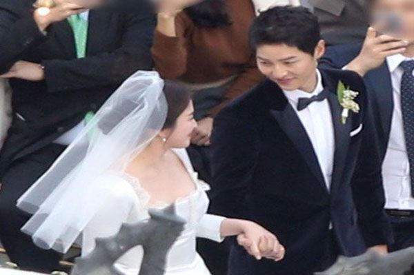 Sah, Song Joong Ki dan Song Hye Kyo Resmi Jadi Suami Istri