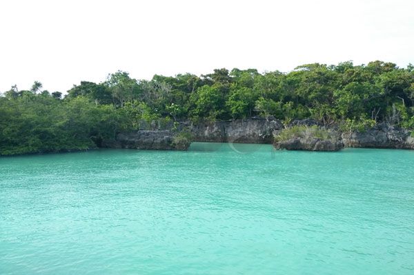 Menikmati Indahnya Pantai Berpasir Putih di Tual, Maluku