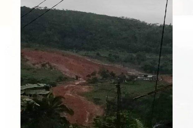 34 Rumah di Kampung Adat Cisolok Tertimbun Longsor, 4 Tewas