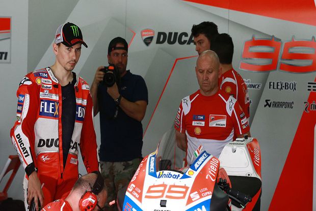 Lorenzo Semringah Tampil Lumayan Cepat di Hari Kedua