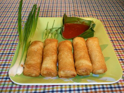 10 Oleh-Oleh Makanan Khas Indonesia Paling Populer
