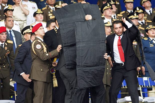 10 Serangan Terhadap Pemimpin Dunia yang Tertangkap Kamera