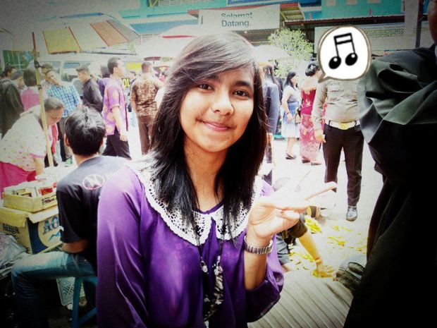Jenazah Mahasiswi Cantik ITB Dimakamkan di Kampung Halamannya