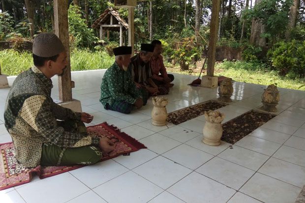 Bung Tomo dan Kisah Kolam Kanuragan Mbah Kiai Pucung di Blitar