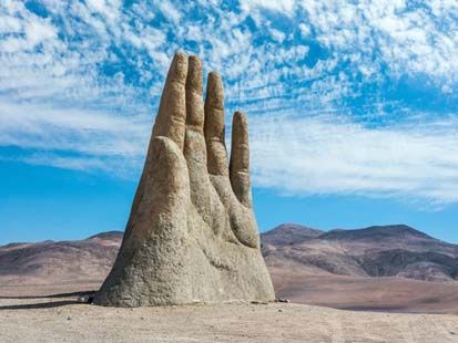Terdapat di Berbagai Negara, Monumen Aneh Tapi Indah