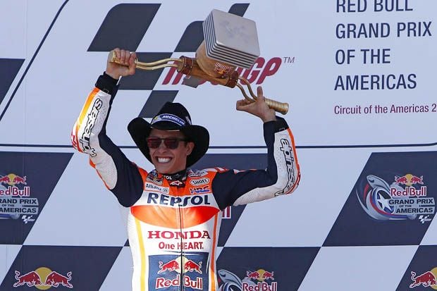 Marc Marquez (Repsol Honda) di podium juara MotoGP Austin 2017. (Foto-box repsol)