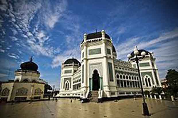 Alhamdulillah! Masjid Raya Al Mashun Medan Direnovasi