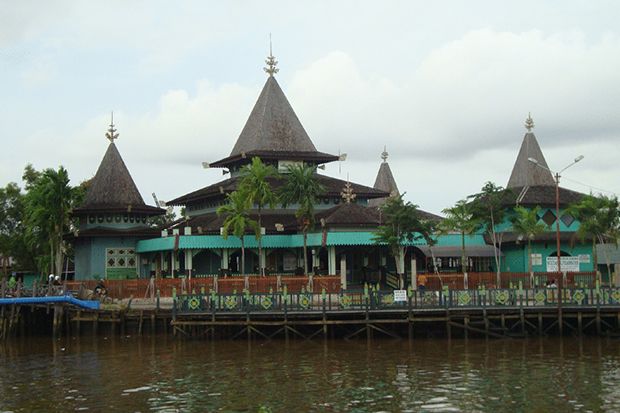 Masjid Tertua di Indonesia, dari Banyumas hingga Maluku Tengah