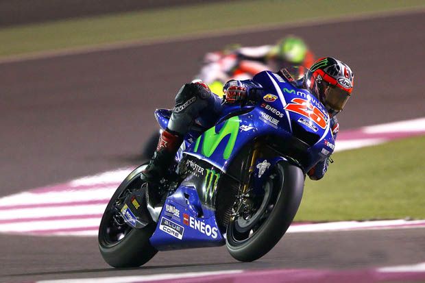 Maverick Vinales pada hari pertama tes pramusim terakhir MotoGP 2017 di Sirkuit Losail Qatar. (Foto-Motorsport)