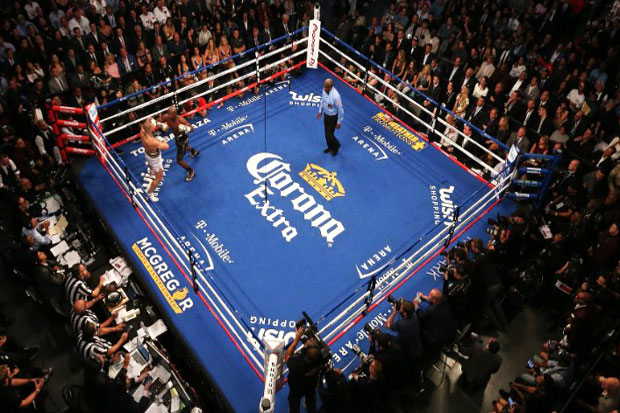 Mayweather Says McGregor is 'Right Dance Partner'