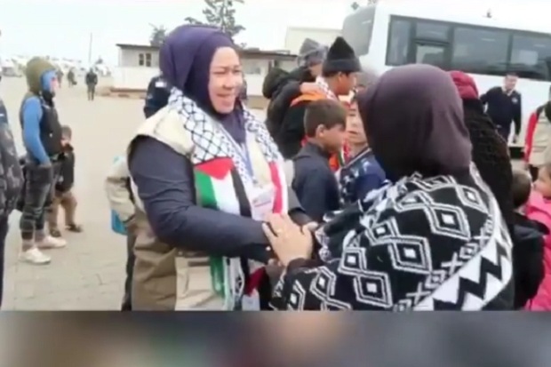 Melly Goeslaw Berhasil Beri Sumbangan ke Pengungsi Palestina