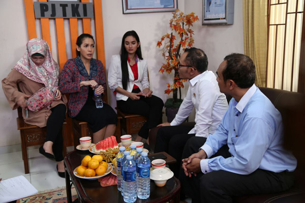 Tampil di Sinetron, Menaker Sosialisasikan Cara Migrasi yang Benar