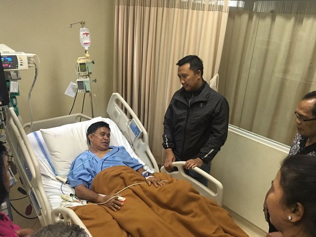 Kata Menpora Kondisi Ellyas Pical Sudah Membaik