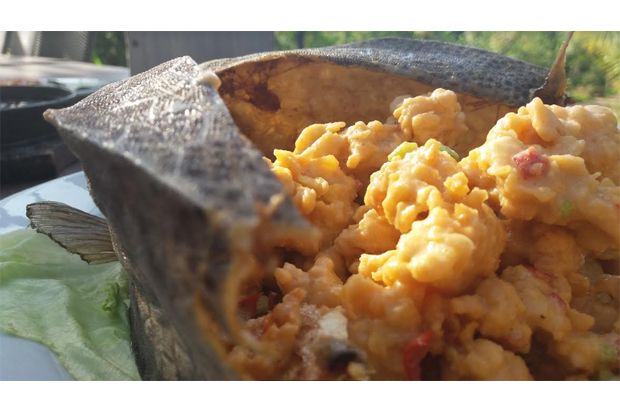 Dermaga Makassar Seafood Sajikan Menu Khas Kepiting dari Papua