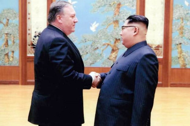Gedung Putih Rilis Foto Mike Pompeo Bersama Kim Jong-un