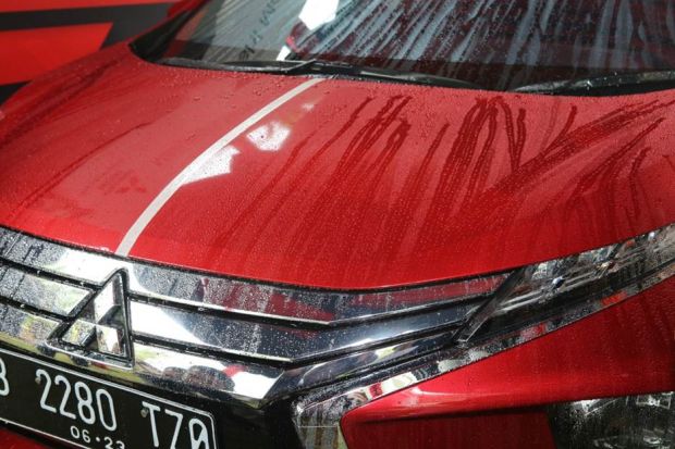 Cara Jitu Merawat Bodi dan Kaca Mobil Mitsubishi Agar Tetap Berkilau