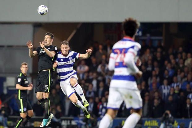 Momen duel Queens Park Rangers vs Brighton & Hove Albion. (Foto-official Brighton & Hove Albion)