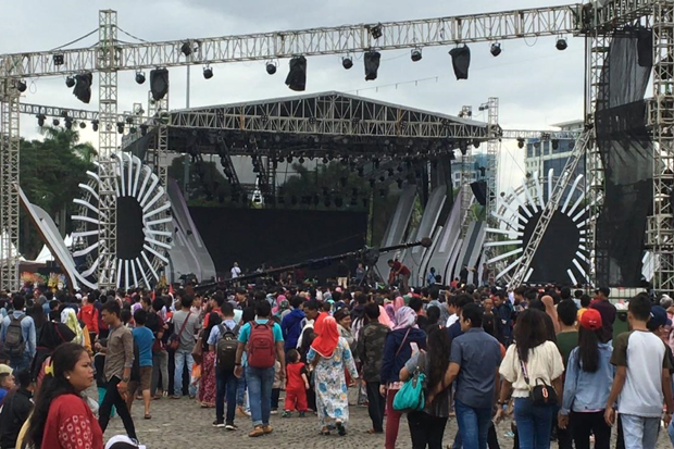 Monas Mulai Ramai, Ruas Jalan Thamrin Mulai dari Bundaran HI Ditutup