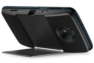 Tampil Bersama Moto Mods, Motorola Moto Z3 Terlihat Gahar