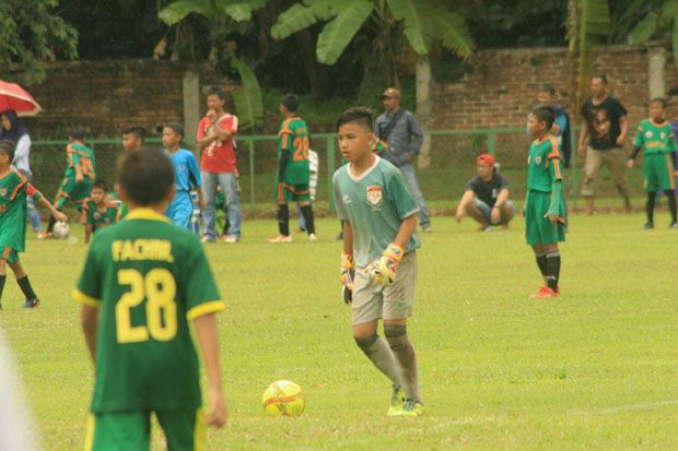 Dua Bocah Indonesia Ikuti Program Sepak Bola untuk Persahabatan di Rusia