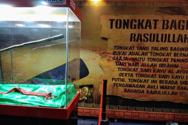 Indahnya Artefak Rasulullah SAW Ketika Dipamerkan di Medan