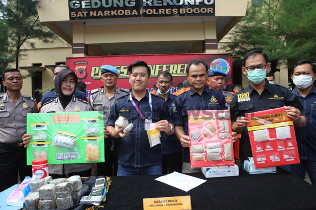 Belasan Tersangka Pengedar Narkoba Diringkus di Bogor