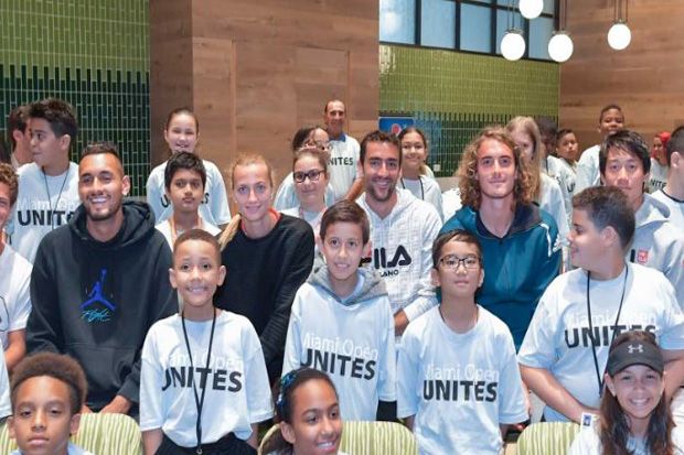 Penyesalan Terbesar Nick Kyrgios Jadi Inspirasi Siswa SD