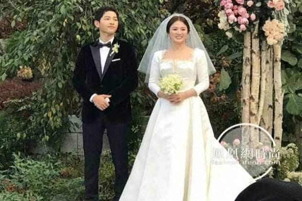 Cicin Kawin Song Joong Ki dan Song Hye Kyo Berlapis Berlian