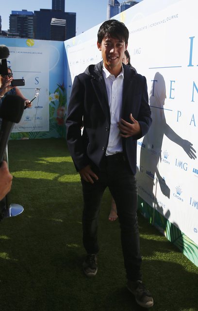 Ketika Superstar Tenis Bersolek Sebelum Berlaga