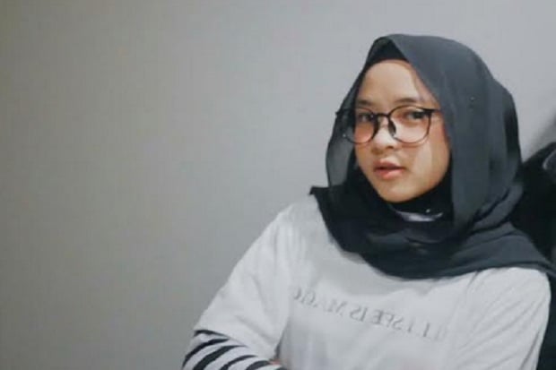 Gaya Hijab Sederhana ala Nissa Sabyan