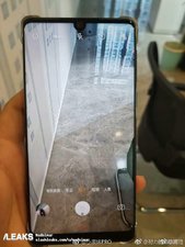 ZTE Ungkap Bocoran Bagian Layar dan Belakang Nubia Z18S