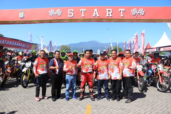 Ribuan Pembalap Berebut Datsun Go di Bhayangkara Trail Adventure 2019