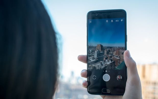 Hanya dalam Waktu Dua Hari OnePlus 5T Terjual 40 Juta Unit di China
