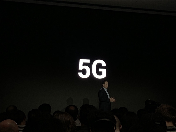 OPPO Gebrak Dunia Seluler dengan Mengenalkan Smartphone 5G Pertamanya